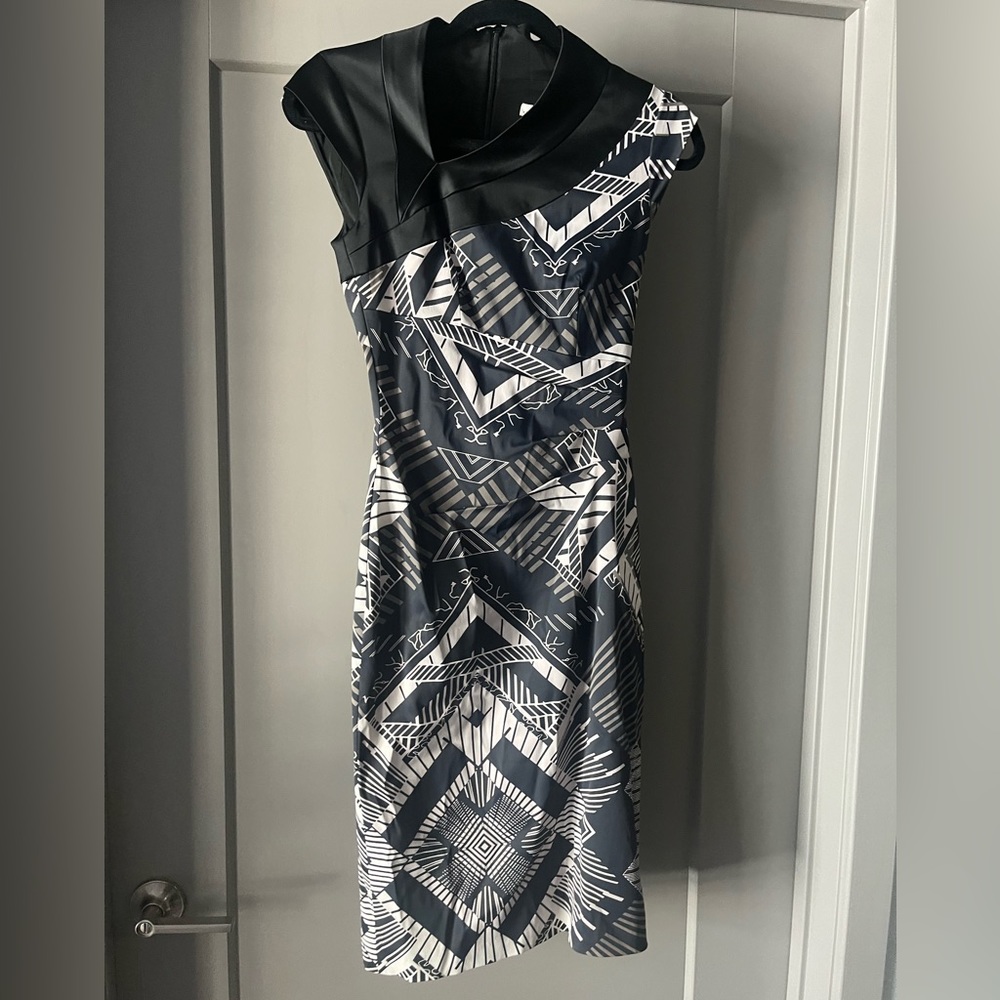 Karen Millen: Black, Blue & White  patterned fitted dress